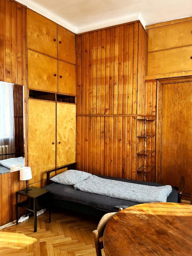 Studio Retro Next To The Market Square In Krakow Apartment Exterior photo